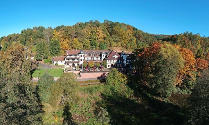 Altes Wirtshaus Schlosshotel Mespelbrunn